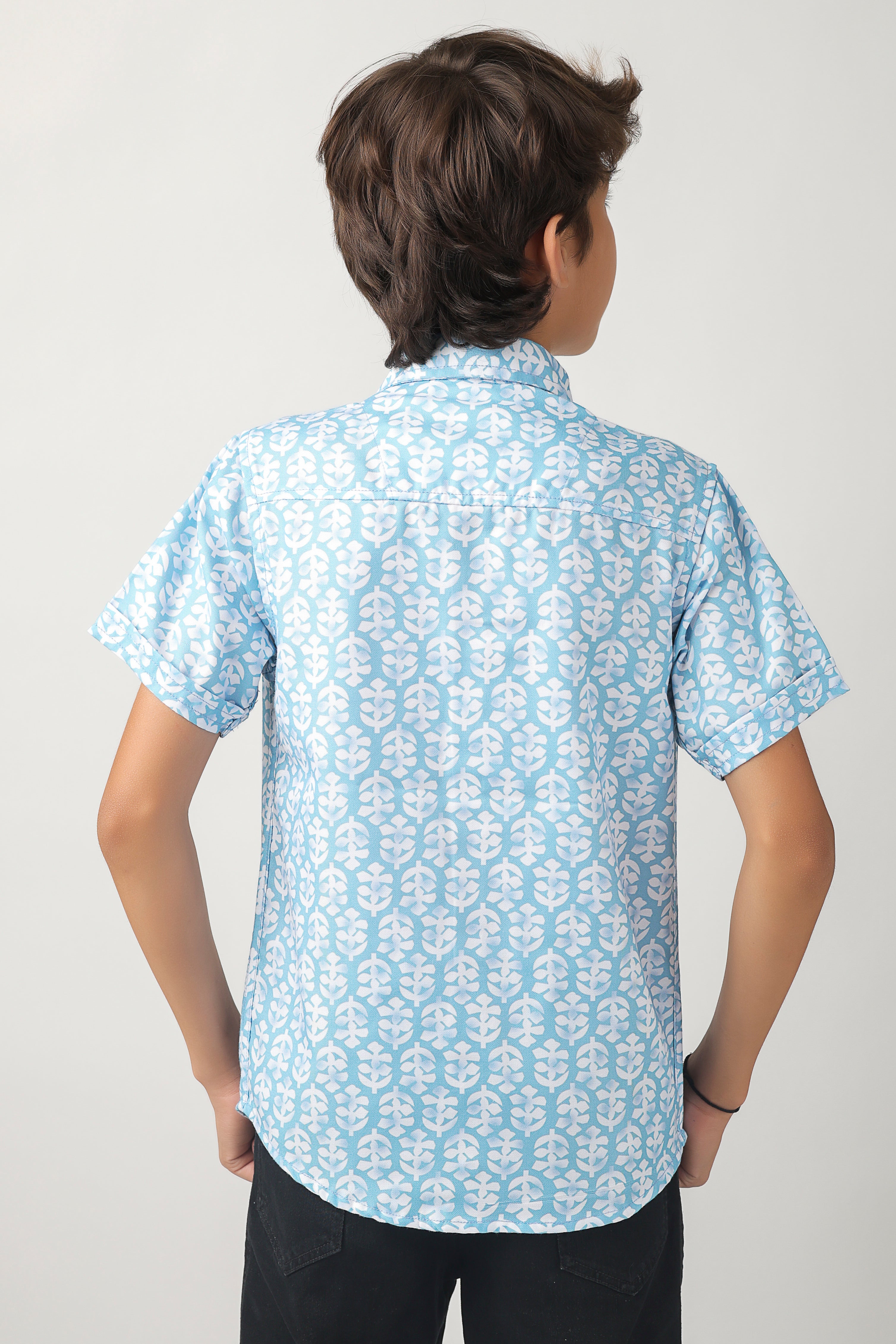 Boys' short-sleeve shirt, with over-all print