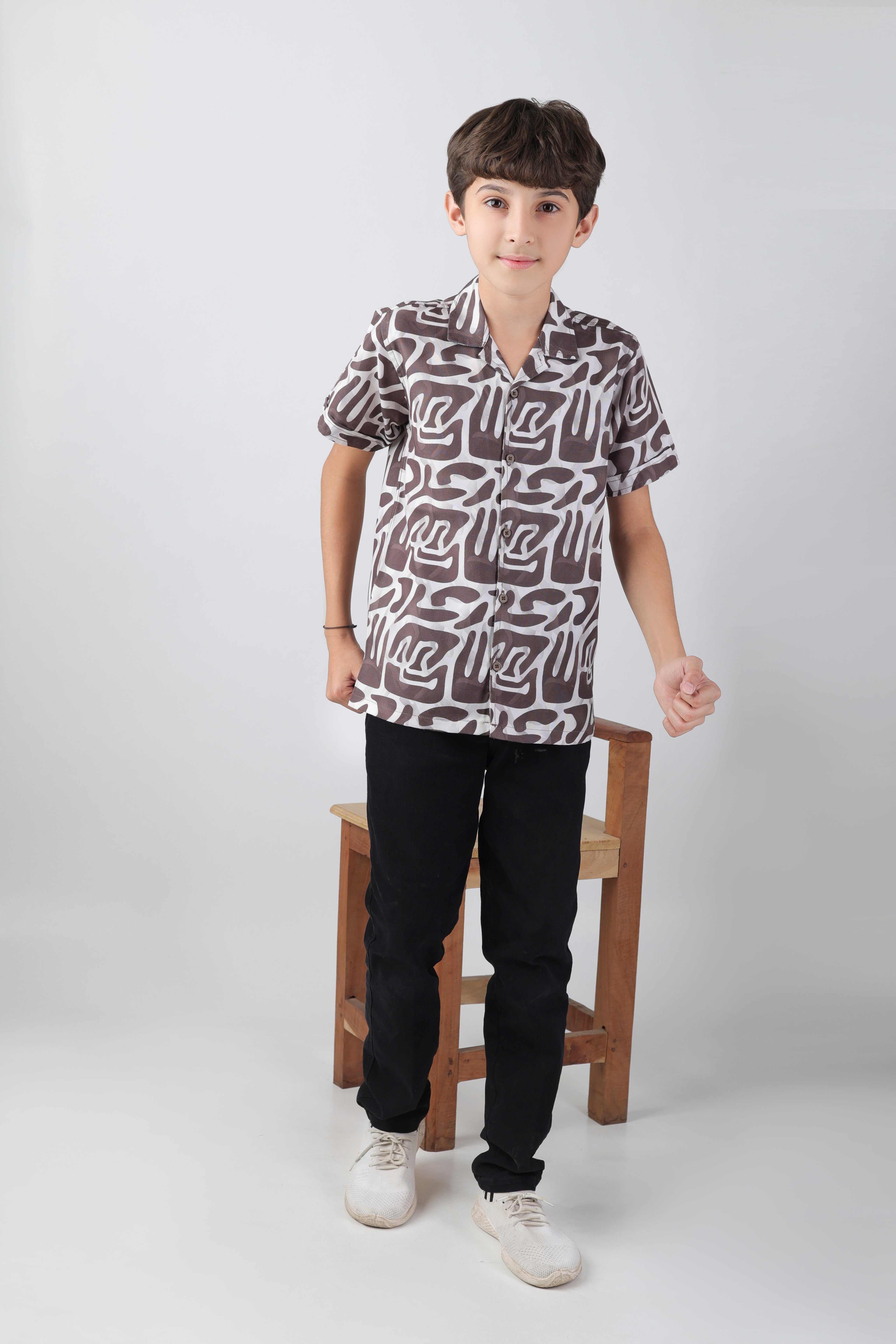 Modern abstract printed short sleeve shirt