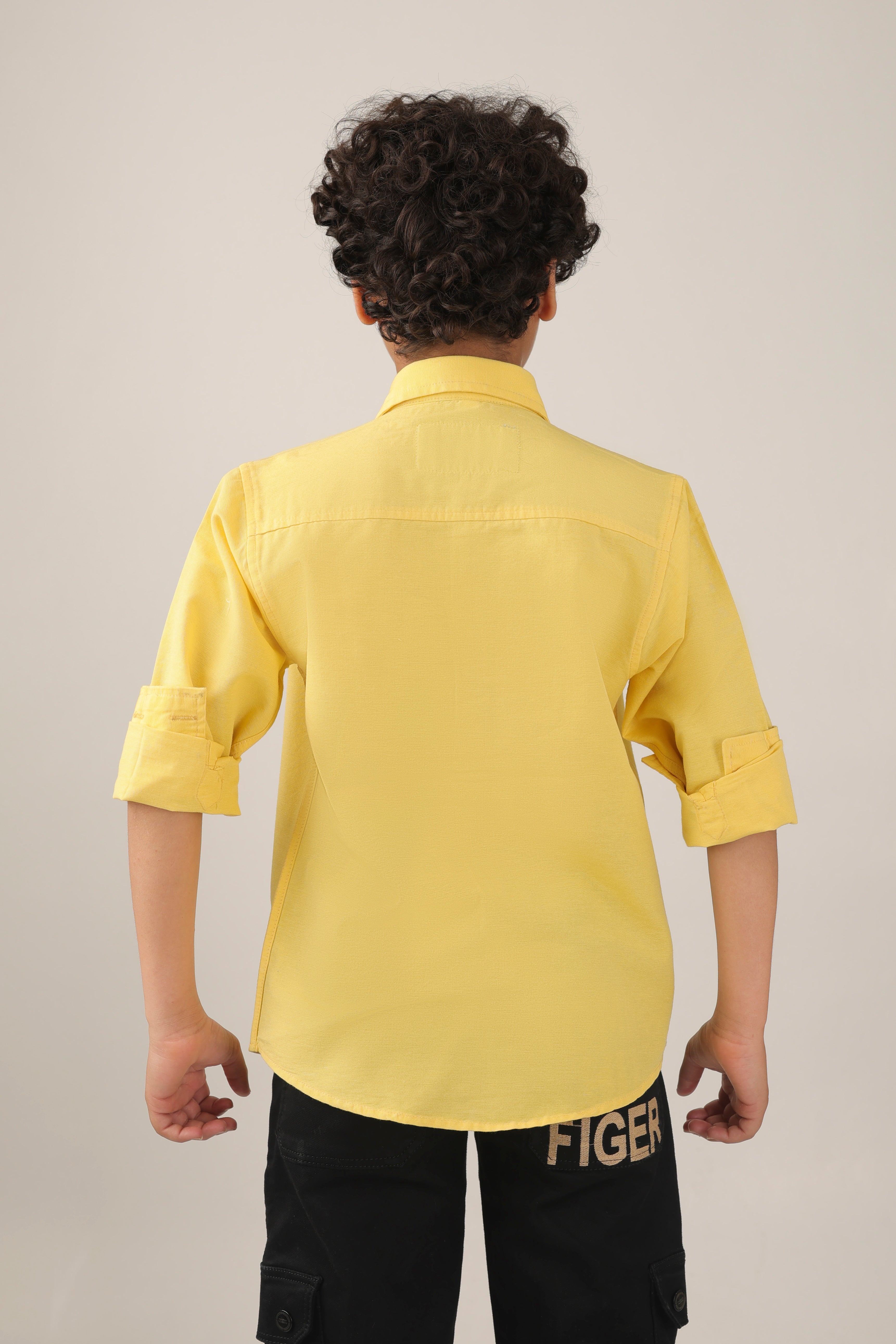 Classic button-down long sleeved relaxed shirt