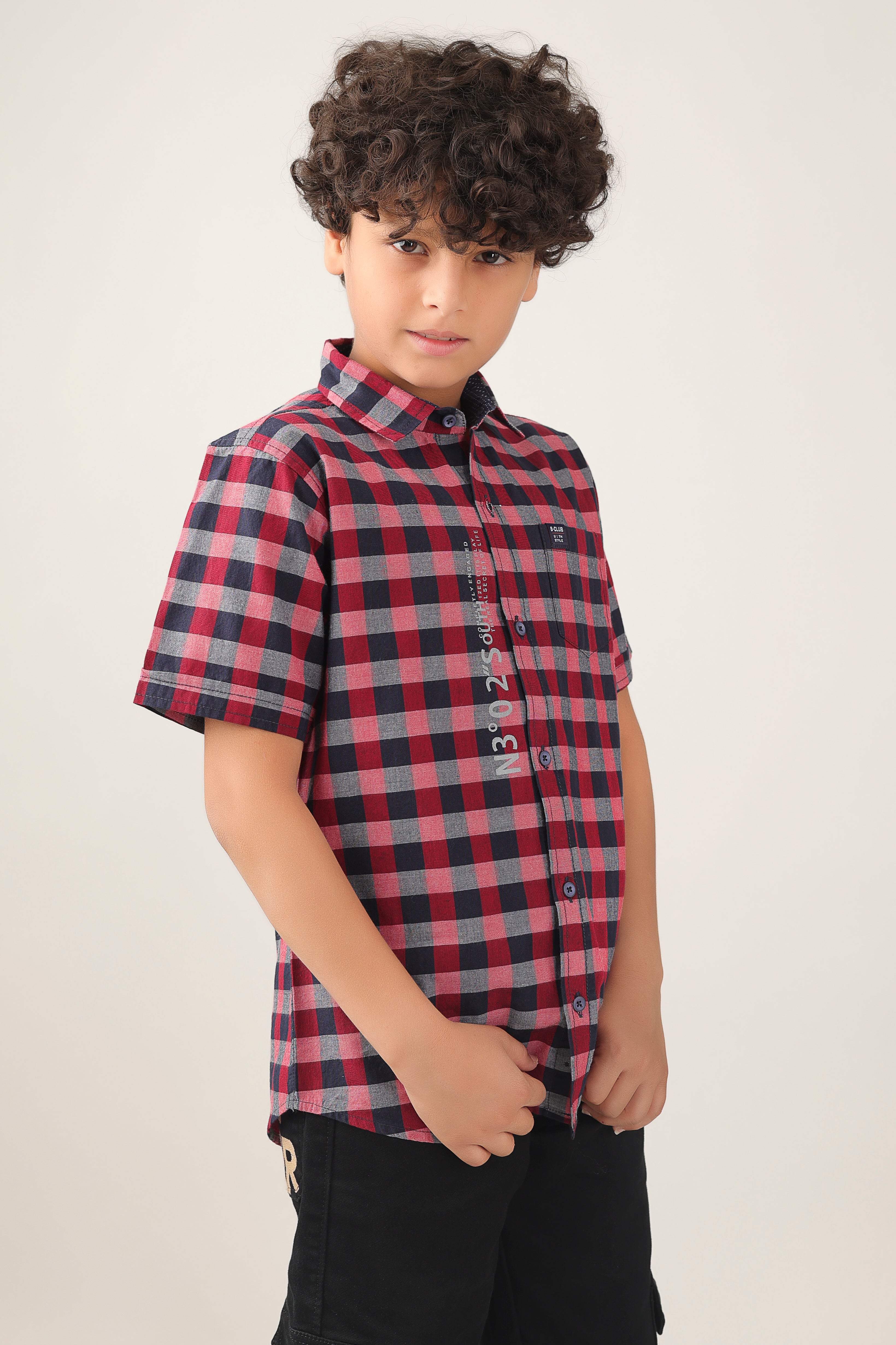 Boys' shirt with, short sleeve and comfortable casual fit