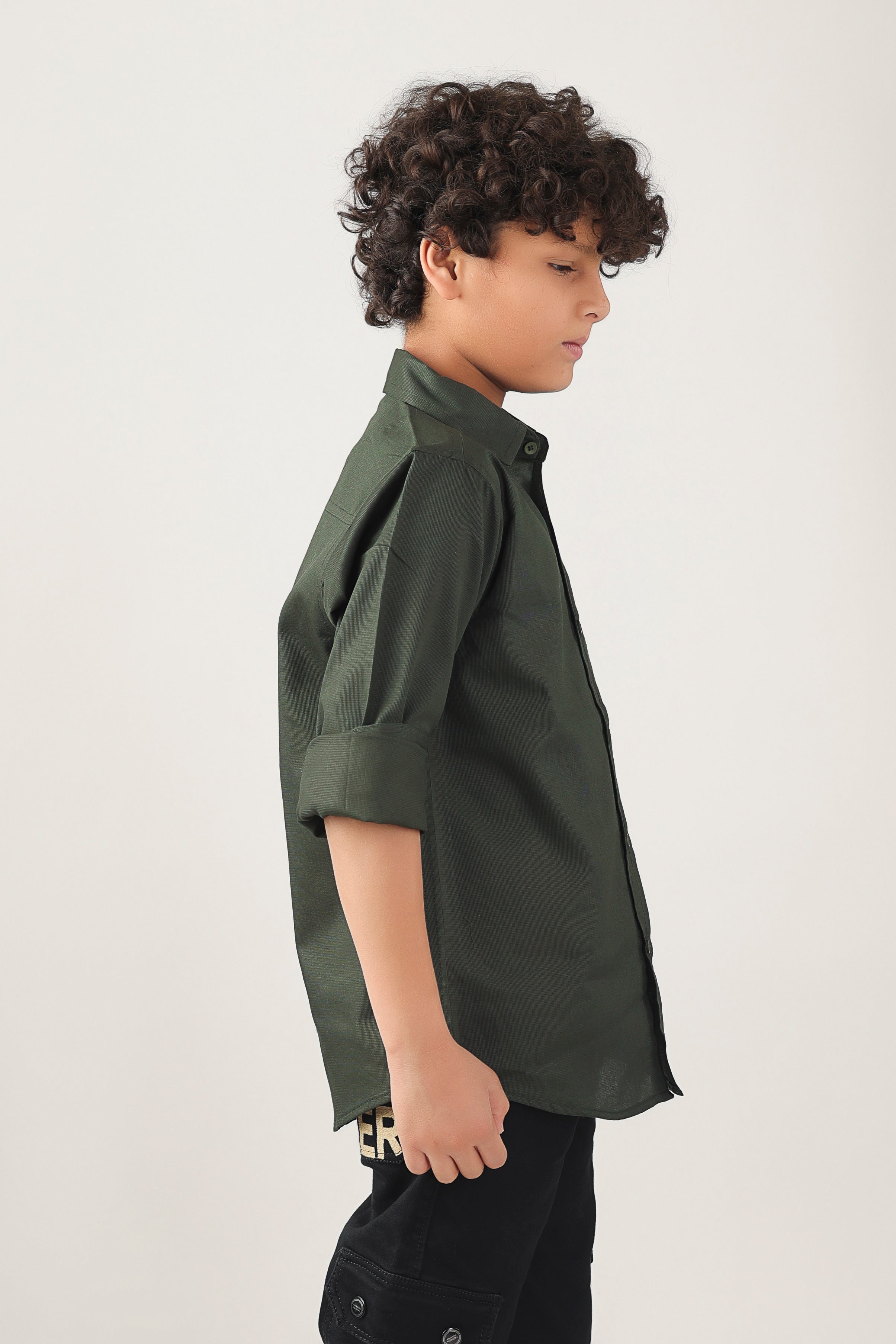 Classic button-down boys' shirt with embroidered motif
