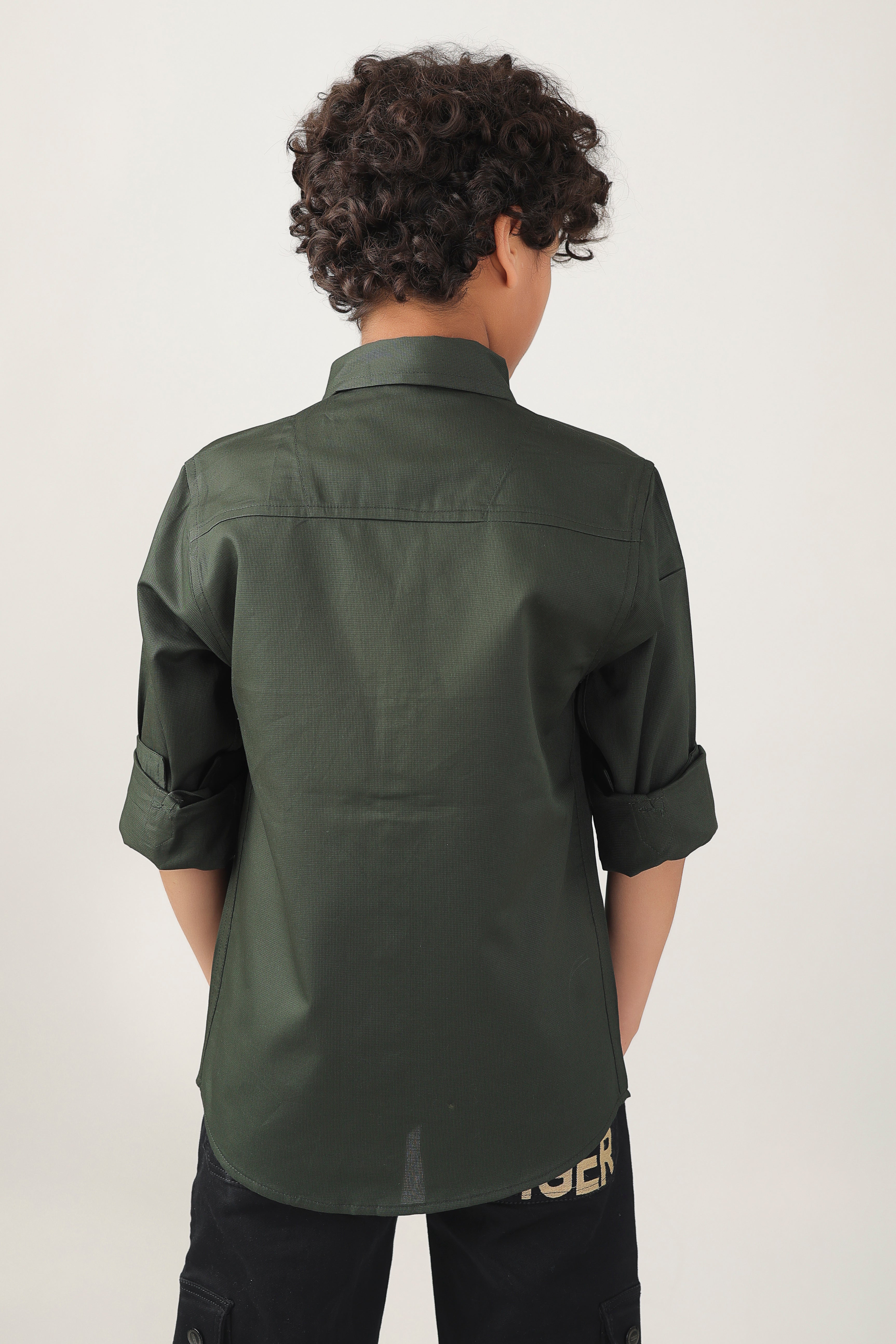 Classic button-down boys' shirt with embroidered motif
