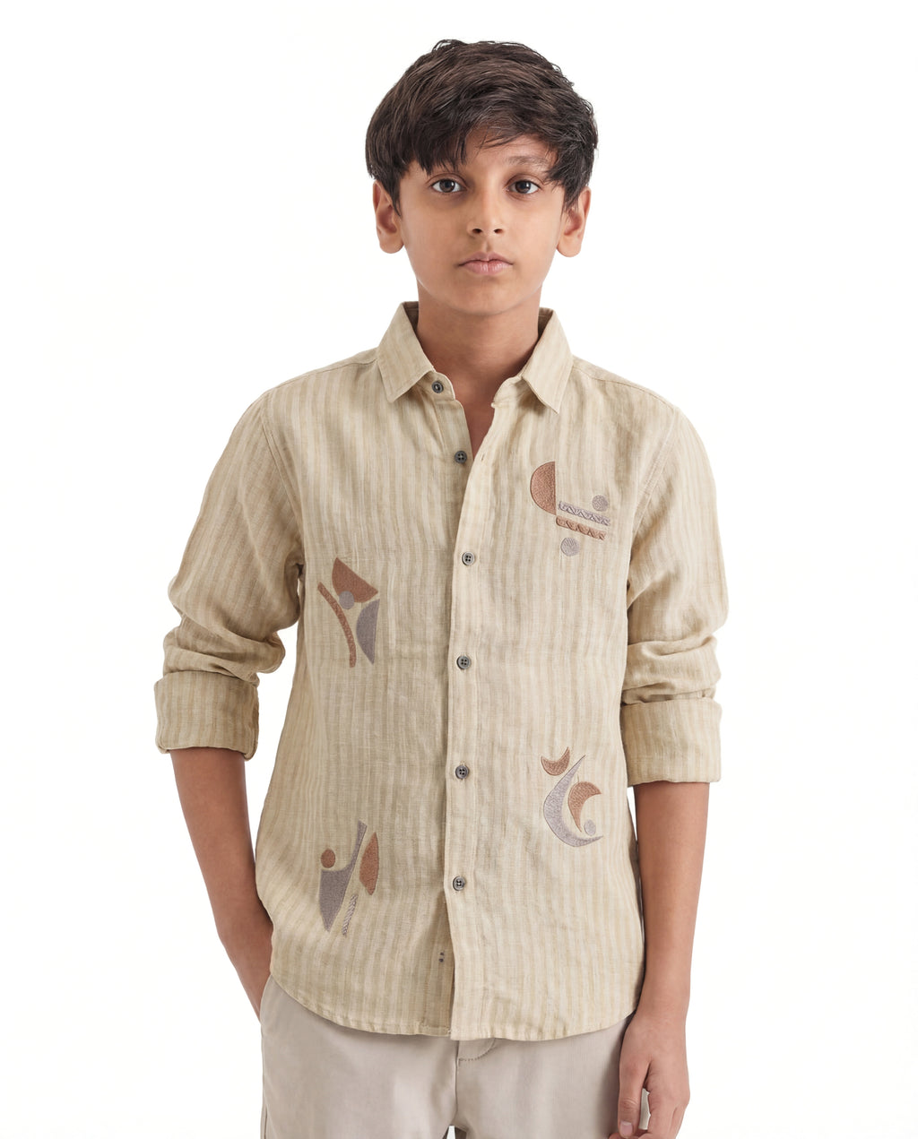 Abstract embroidery textured shirt