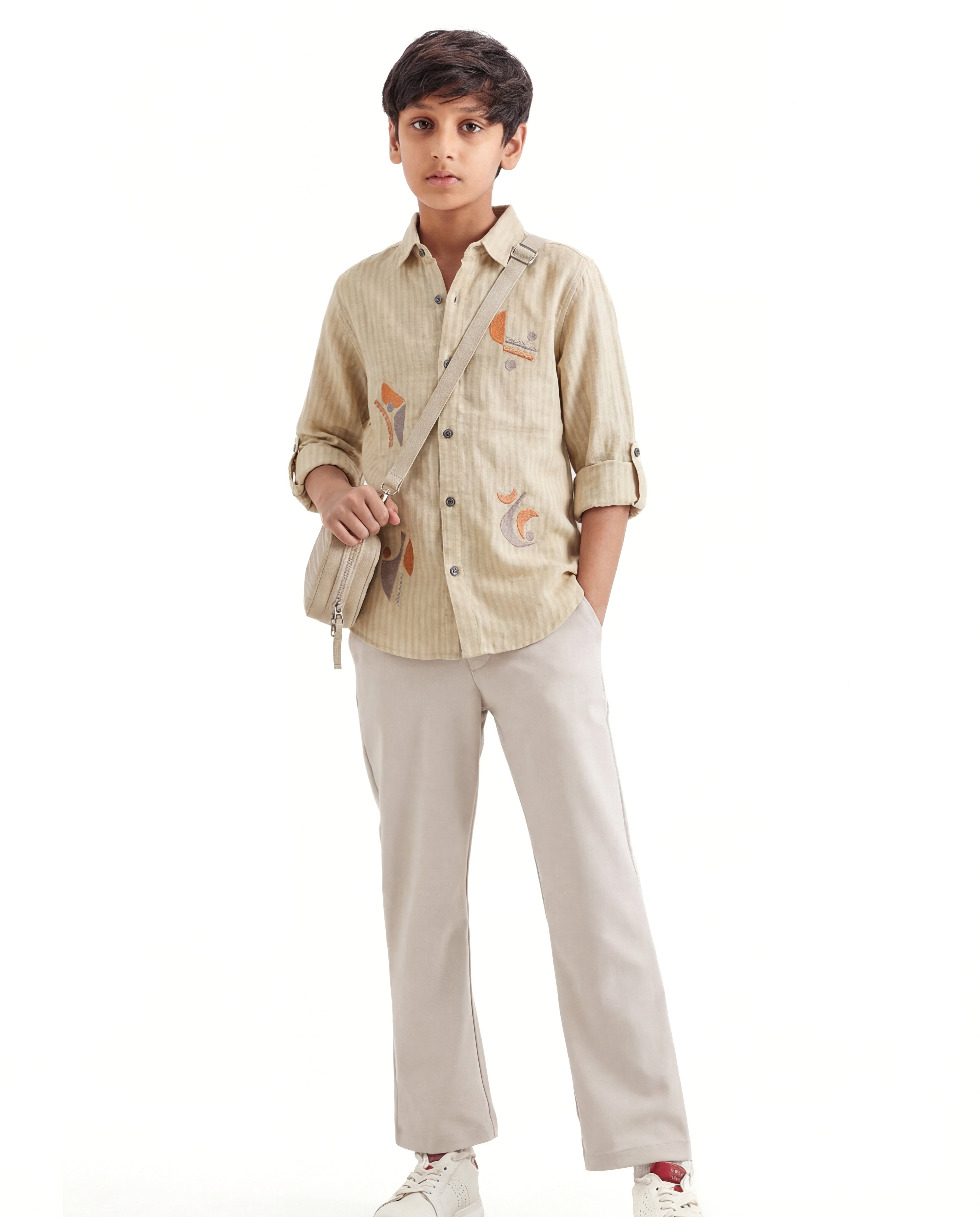 Abstract embroidery textured shirt