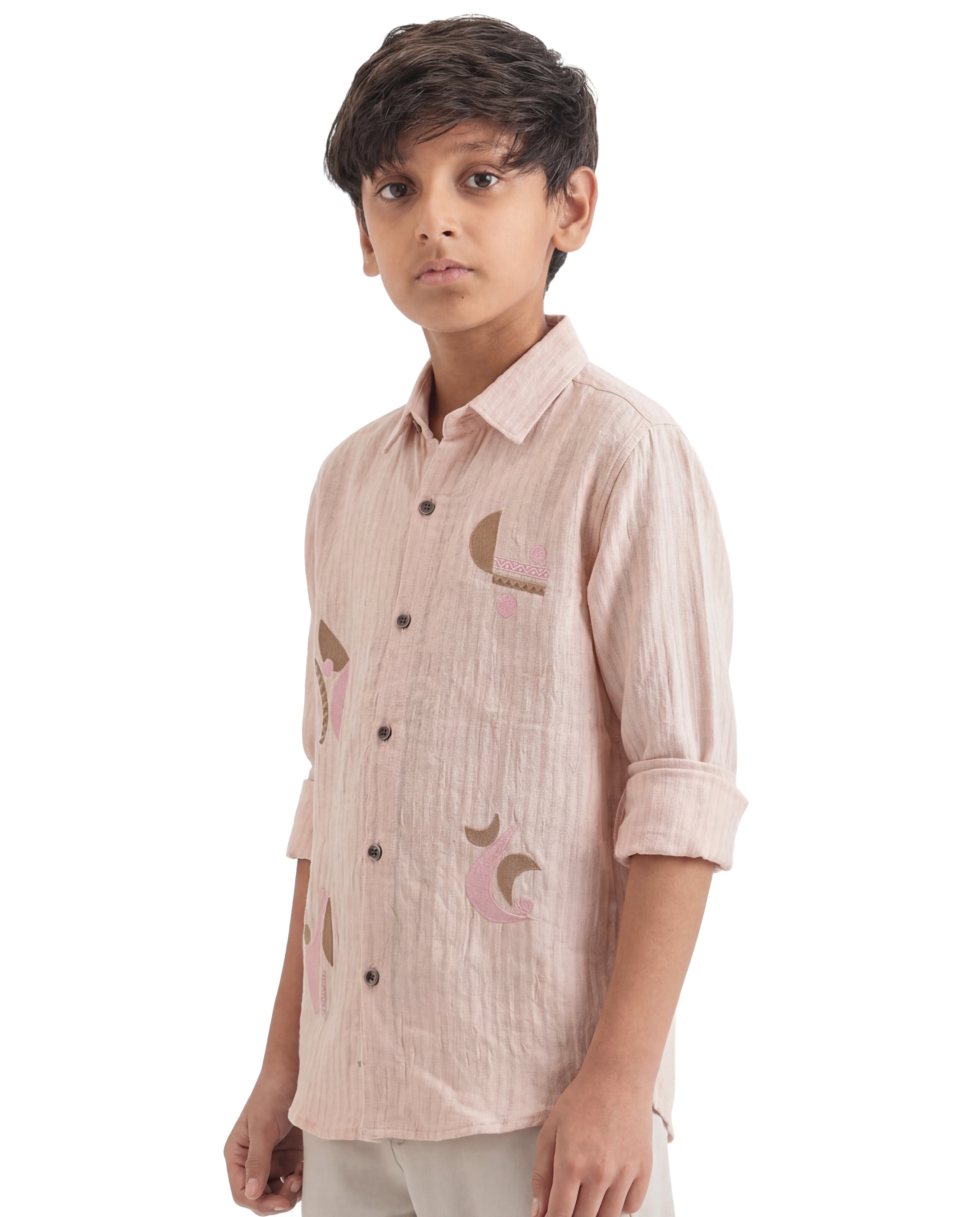 Abstract embroidery textured shirt