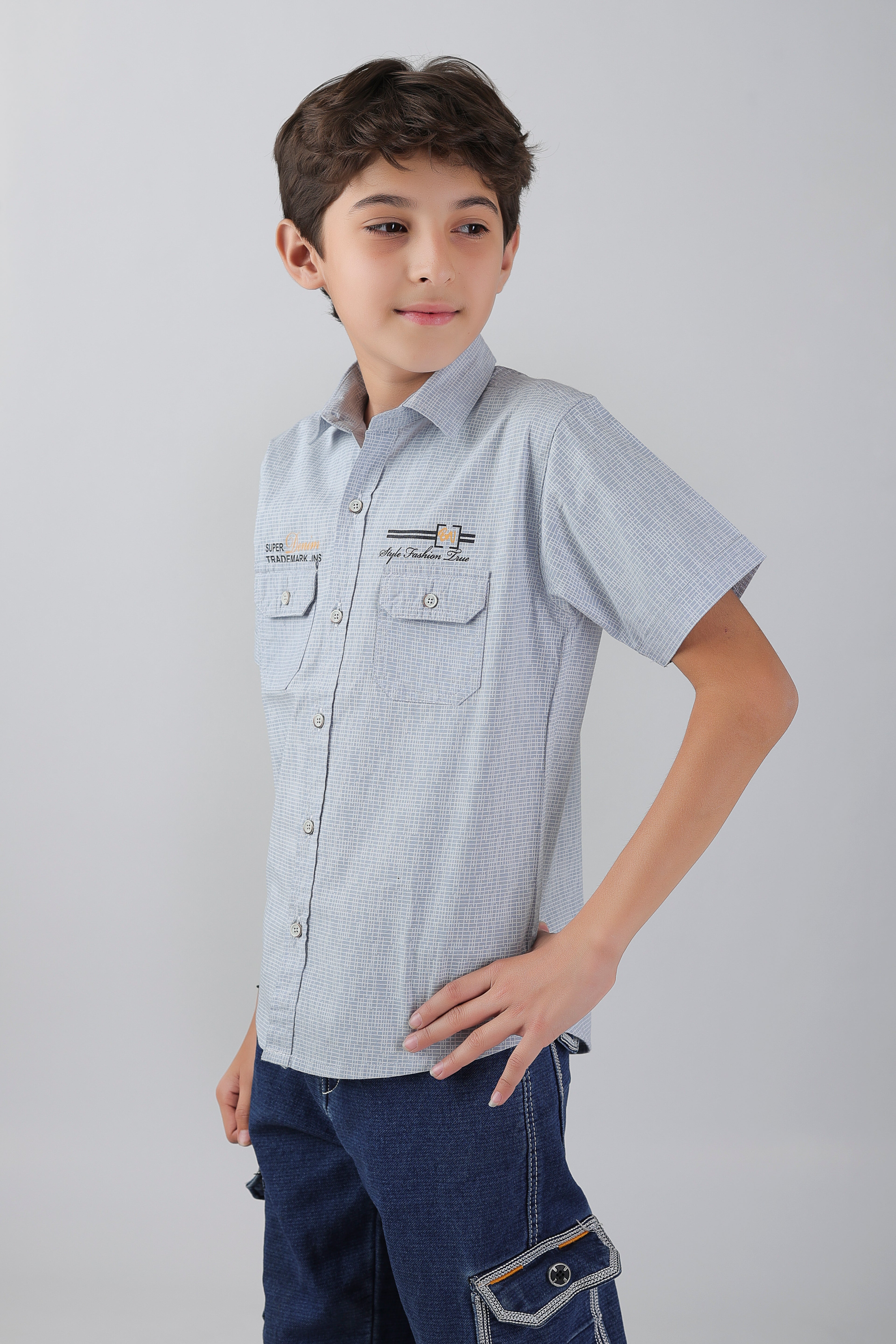 Boys' classic collar, double pocket, short sleeve shirt