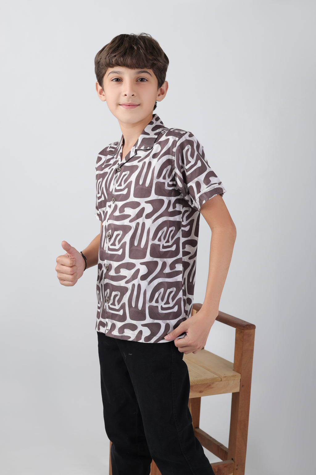Modern abstract printed short sleeve shirt