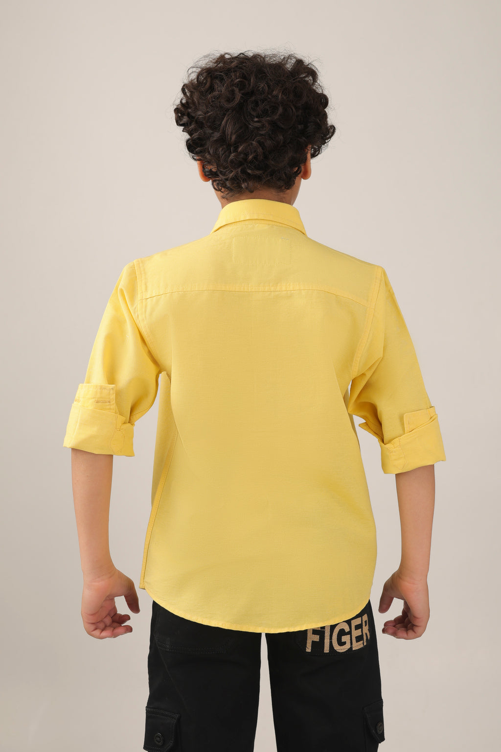 Classic button-down long sleeved relaxed shirt