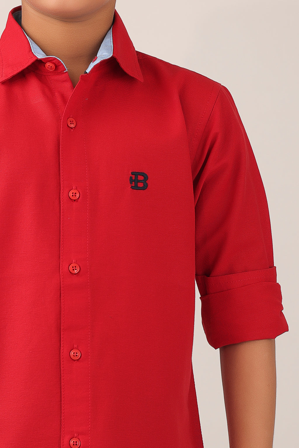 Classic button-down long sleeved relaxed shirt