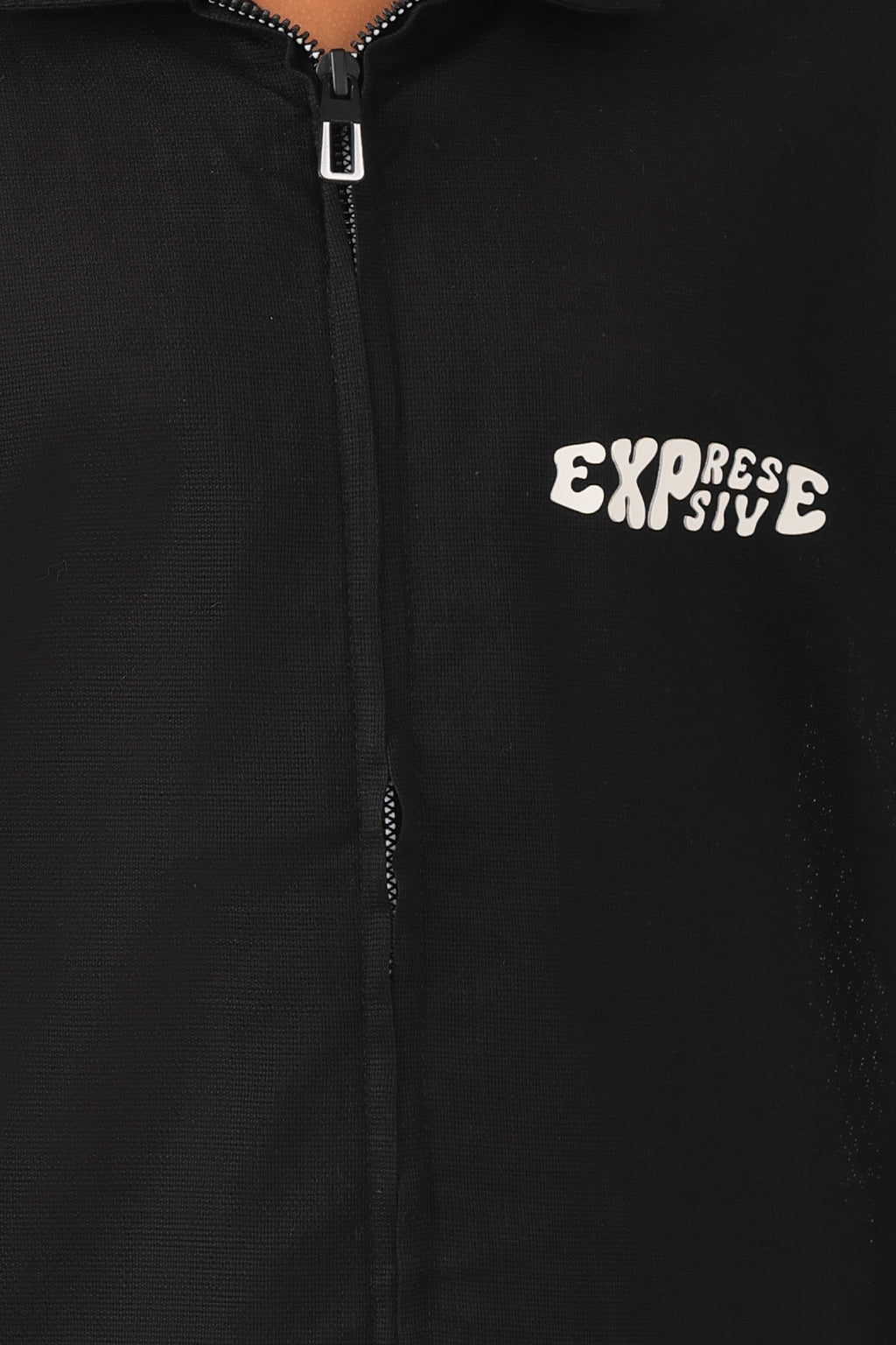 Vibrant shirt with a modern zip-up front