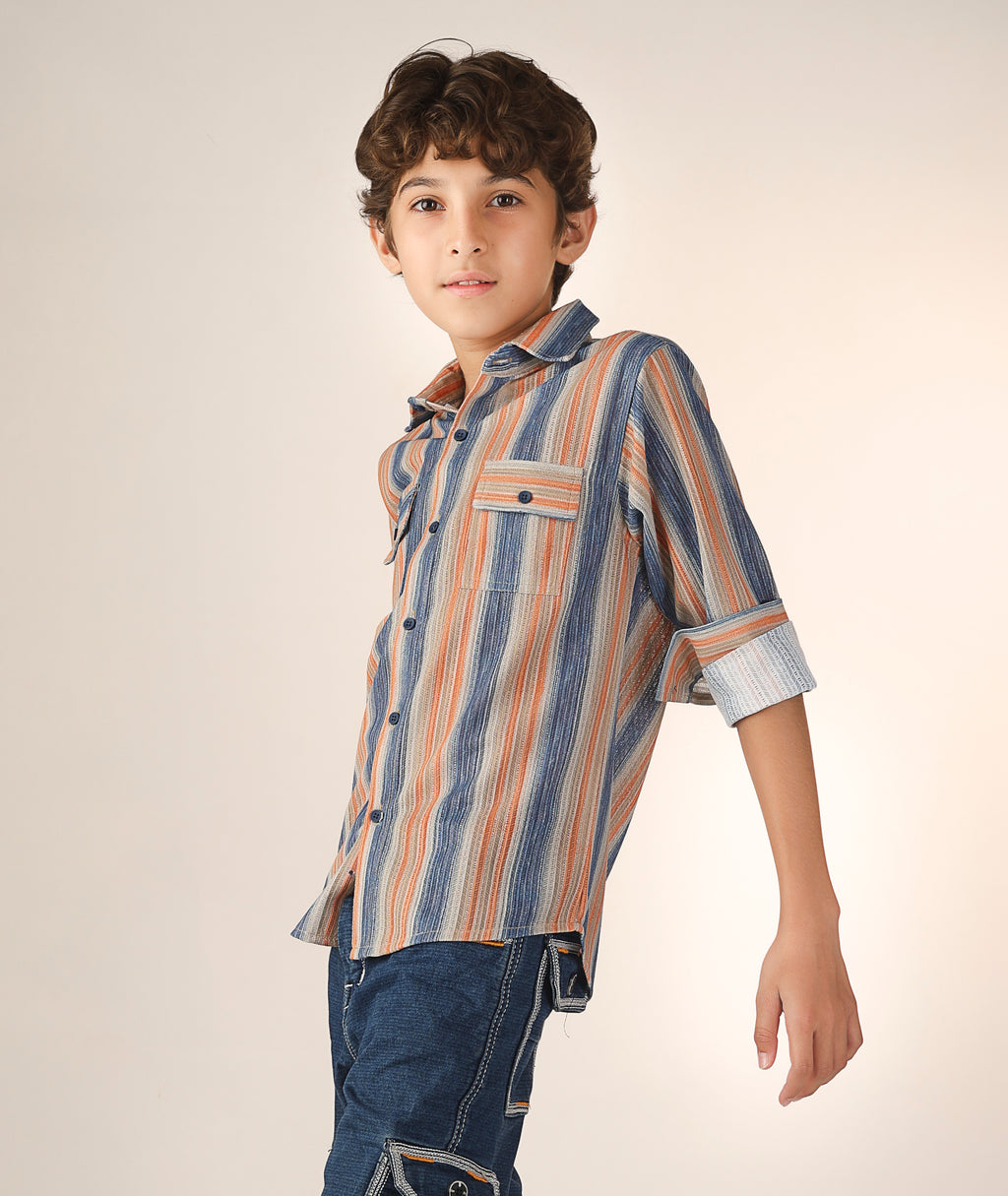 Printed shirt with bold vertical stripes