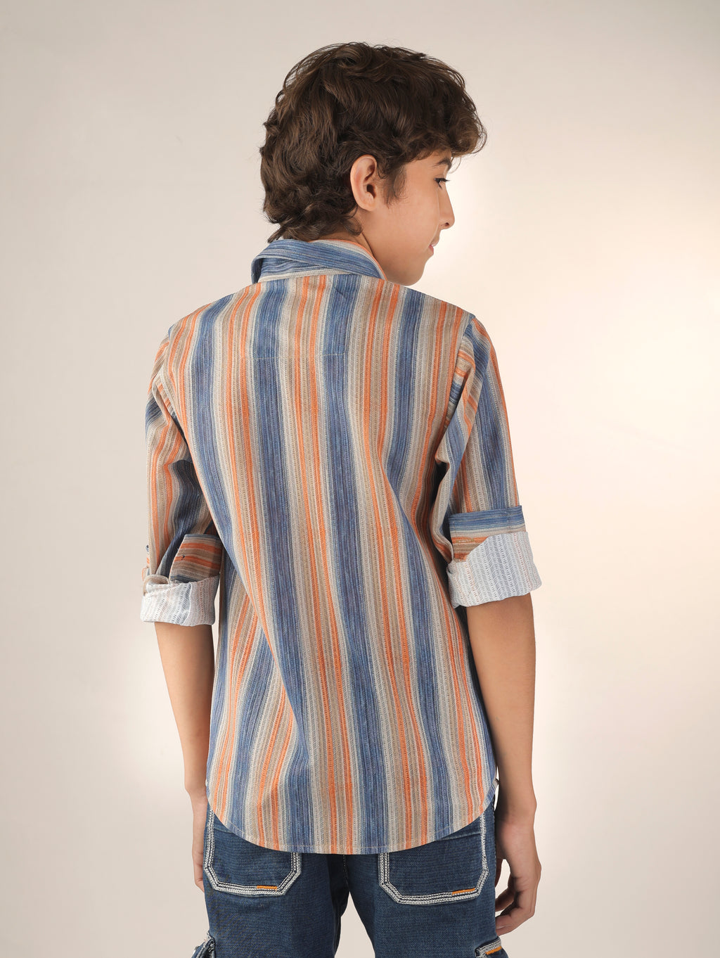 Printed shirt with bold vertical stripes